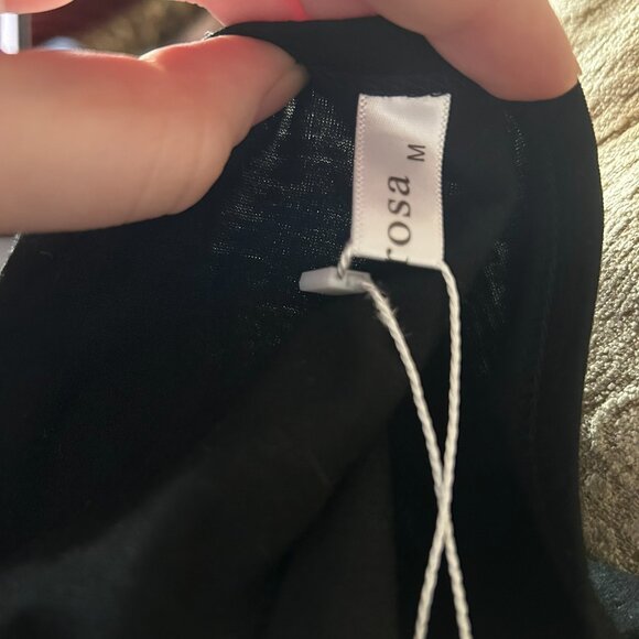 NWT Sherosa Black Long Sleeve Crew Neck Tee – Lightweight Basic Shirt M - Picture 11 of 13